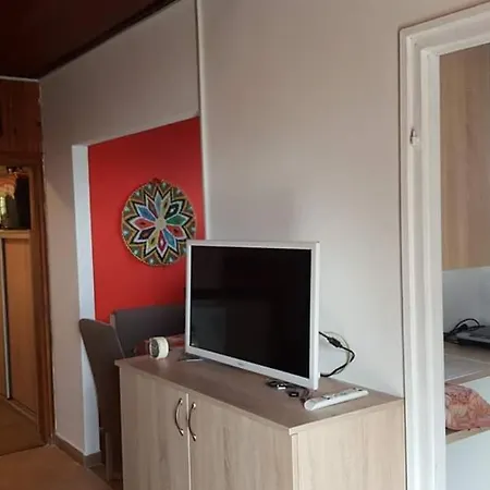 Fig Tree House * Lovas